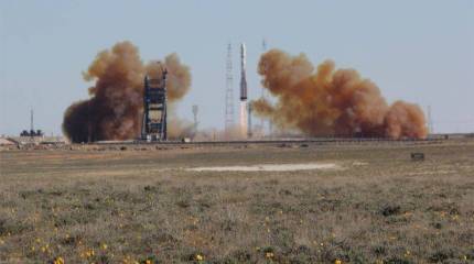 Роскосмос отодвигает реализацию лунной программы?