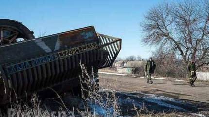 Украинские силовики сорвали перемирие и снова начали обстреливать Донецк