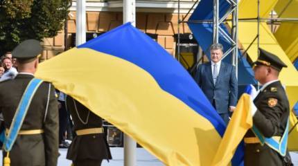 Порошенко пообещал своей армии крылатые ракеты и ударные БЛА