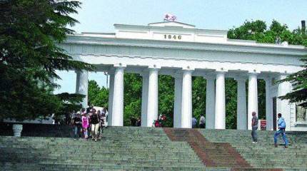 Флот, разрезанный по-живому: как делили черноморское наследие СССР