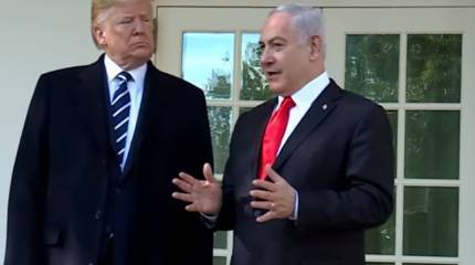 «Сделка века»: Нетаньяху встретился с Трампом и готовится к обсуждению с Путиным