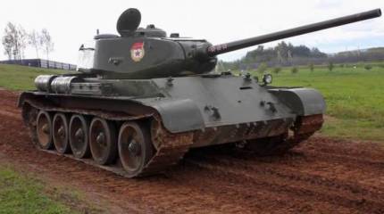 Т-44 на фоне «тридцатьчетверки»: оценка фронтовика – танкоиспытателя