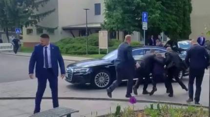 Состояние Роберта Фицо после повторной операции оценивается как обнадёживающее