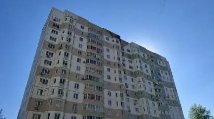 Ночная атака на Курск: БПЛА ударил по 17-этажному дому