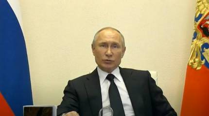 Владимир Путин принял решение о переносе парада Победы