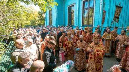 На Украине хотят запретить прихожанам УПЦ молиться даже в частных домах