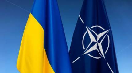 Посол Германии в Киеве: Украину не примут в НАТО, пока идет война