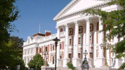 Правительство ЮАР отзывает всех своих дипломатов из Израиля