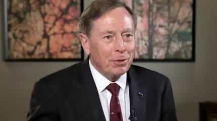 Экс-директор ЦРУ назвал участок фронта, где Россия якобы готовит наступление