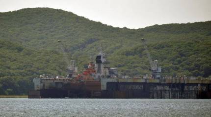 «Адмирал Лазарев» поставлен в док