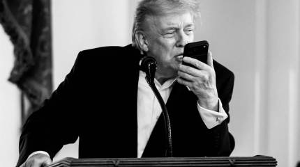Обещанного американцам «золотого телефона» Трампа до сих пор нет