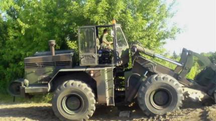 Милитаризация: армия Польши начала дополнительные закупки инженерной спецтехники