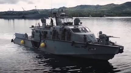 Командующий ВМСУ заявил о праве украинских боевых кораблей на проход через Керченский пролив