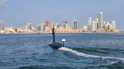 Беспилотный корабль DriX USV ВМС США примет участие в военно-морских учениях в Бахрейне и Иордании