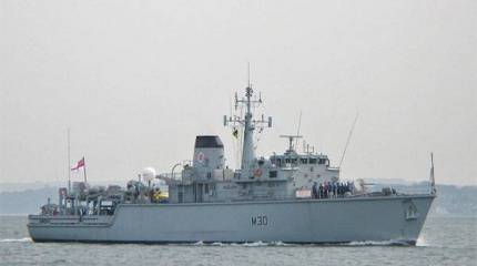 В Британии: Состояние королевских ВМС плачевное. Как и чем защищать границы?