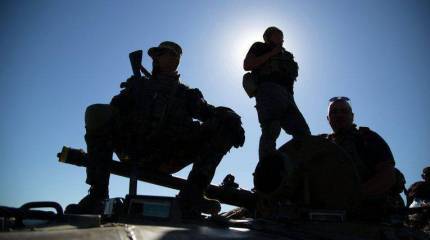 Басурин: отвод украинской техники является обманным маневром