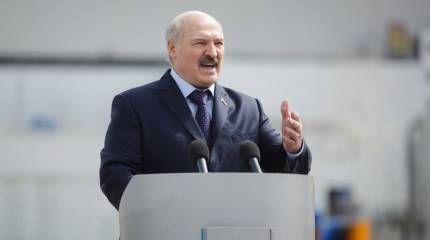 Лукашенко заподозрил Россию в попытках "поглотить" Белоруссию