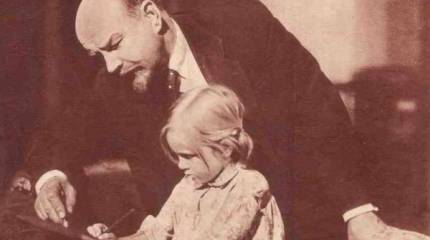 Революция 1917 года: от торговли детьми до диктатуры детства