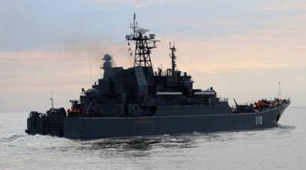 Находящийся на Кронштадтском морском заводе БДК «Александр Шабалин» проекта 775 начали готовить к послеремонтным испытаниям