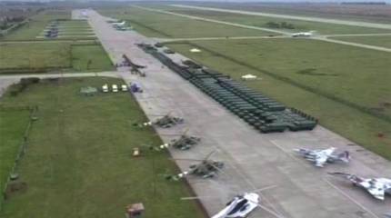 Украинские военнослужащие комментируют образцы техники, переданные Порошенко для нужд "АТО"