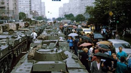 Почему армия так и не стала последним оплотом советской государственности?