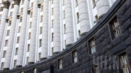 Украинские налоговики отправятся воевать на Донбасс