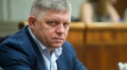 Премьер Словакии: Времена меняются, и Зеленскому на Западе уже не так рады, как раньше