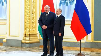 Лукашенко: Мы не предатели и не позволим стрелять русским в спину