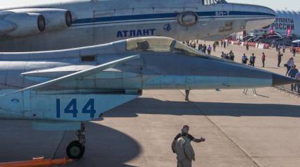 МАКС-2015, экспозиция НИКа МиГ 1.44 МФИ