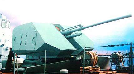 Корабельная артиллерийская установка А-220. Инфографика