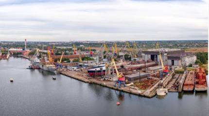 ОСК: Новый плавучий док позволит ССЗ «Янтарь» строить корабли водоизмещением до 12 тысяч тонн