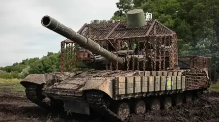 Устройство, похожее на обычное пластиковое ведро, замечено на Т‑64 ВСУ