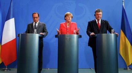 Порошенко: Киев создаст в Донбассе 3 логистических центра