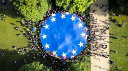 FT: Евросоюз ищет пути обхода вето Венгрии для введения новых санкций против России