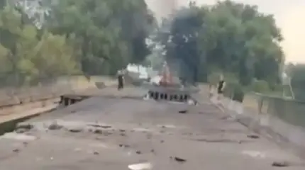 Снабжение ВСУ нарушено: под удар ВС России попал мост через реку Волчья в районе поселка Великомихайловка Днепропетровской области Снабжение ВСУ нарушено: под удар ВС России попал мост через реку Волчья в районе поселка Великомихайловка Днепропетровской области