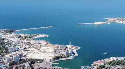 Губернатор Севастополя: В морской зоне города обнаружен надводный беспилотник, приняты меры по его уничтожению