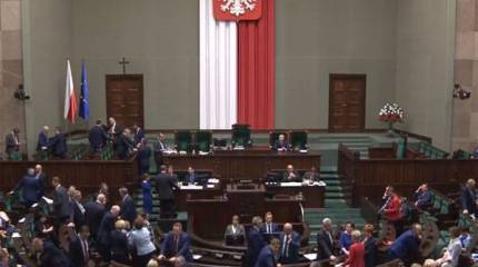 В Польше хотят получить от Берлина репарации почти на триллион долларов