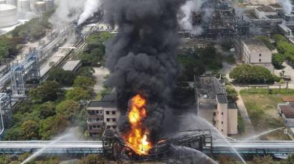 В Шанхае прогремел взрыв на территории нефтехимического завода по производству этиленгликоля