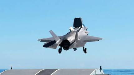 Второй истребитель F-35B с авианосца Prince of Wales совершил аварийную посадку