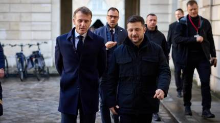 Зеленский потерял связь с реальностью, заключая сделки при отсутствии денег