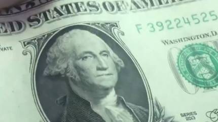 В китайской прессе допустили отказ ряда стран от доллара и евро из-за санкций против России