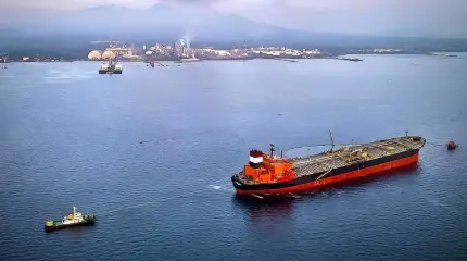 Dos buques cisterna resultaron dañados en un ataque de drones enemigos en la bahía de Taganrog.