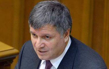 Арсен Аваков: Олег Ляшко набирал в свой батальон уголовников