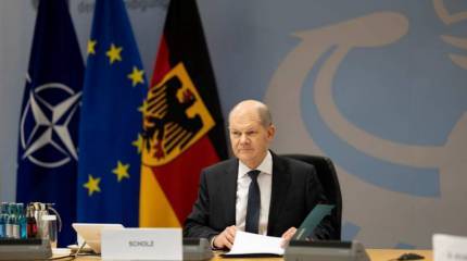 СМИ Германии: Отказ от поставок Киеву тяжёлых вооружений может стоить канцлеру Шольцу должности