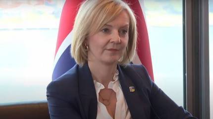 Лиз Трасс решила сократить налоги для богатых, усилив социальное неравенство в условиях кризиса