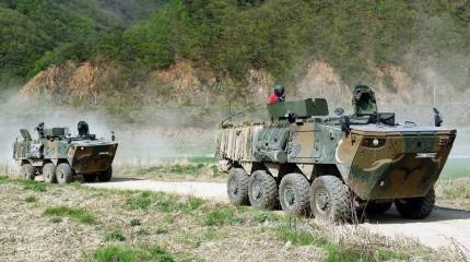 Южнокорейские бронетранспортеры К806 и К808 пошли в серию