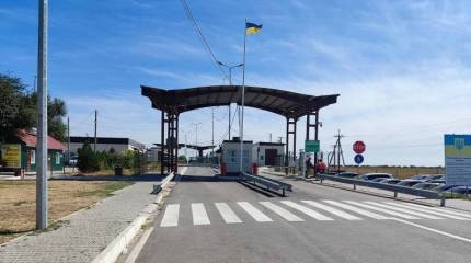 Посол ФРГ в Киеве предложила построить стену на границе Украины с Россией