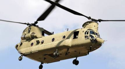 Американская армия временно остановила полеты всех вертолетов Chinook после выявления проблем с двигателями