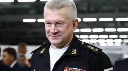 Главком ВМФ рассказал о перспективах строительства атомного авианосца