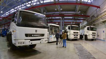 Президенту Татарстана показали новые разработки «КАМАЗа»